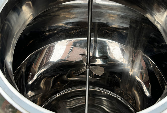 Moveable Pneumatic Mixing Tank