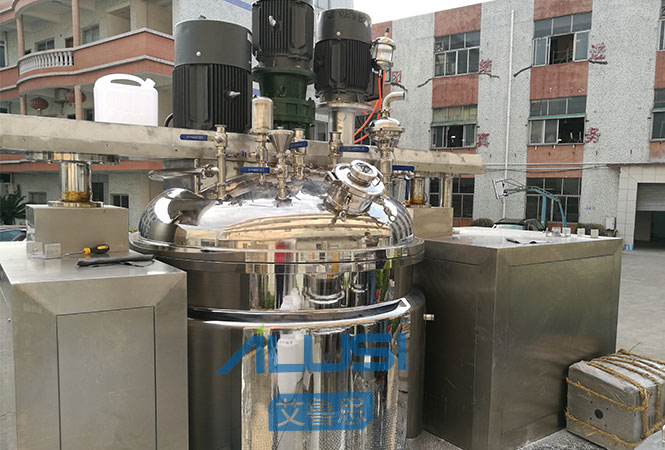 Hydraulic Lifting Toothpaste Making Machine