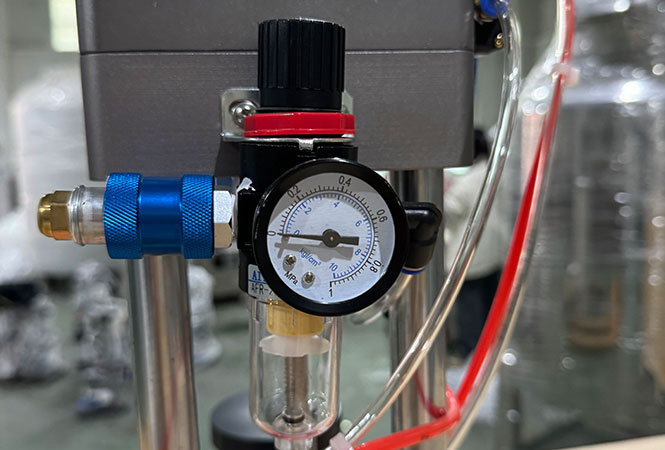 Semi-automatic Perfume Crimping Machine