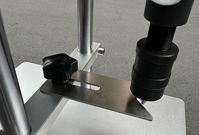 Single-head Pneumatic Perfume Filling Machine