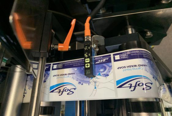 Fully Automatic Double-sided Labeling Machine